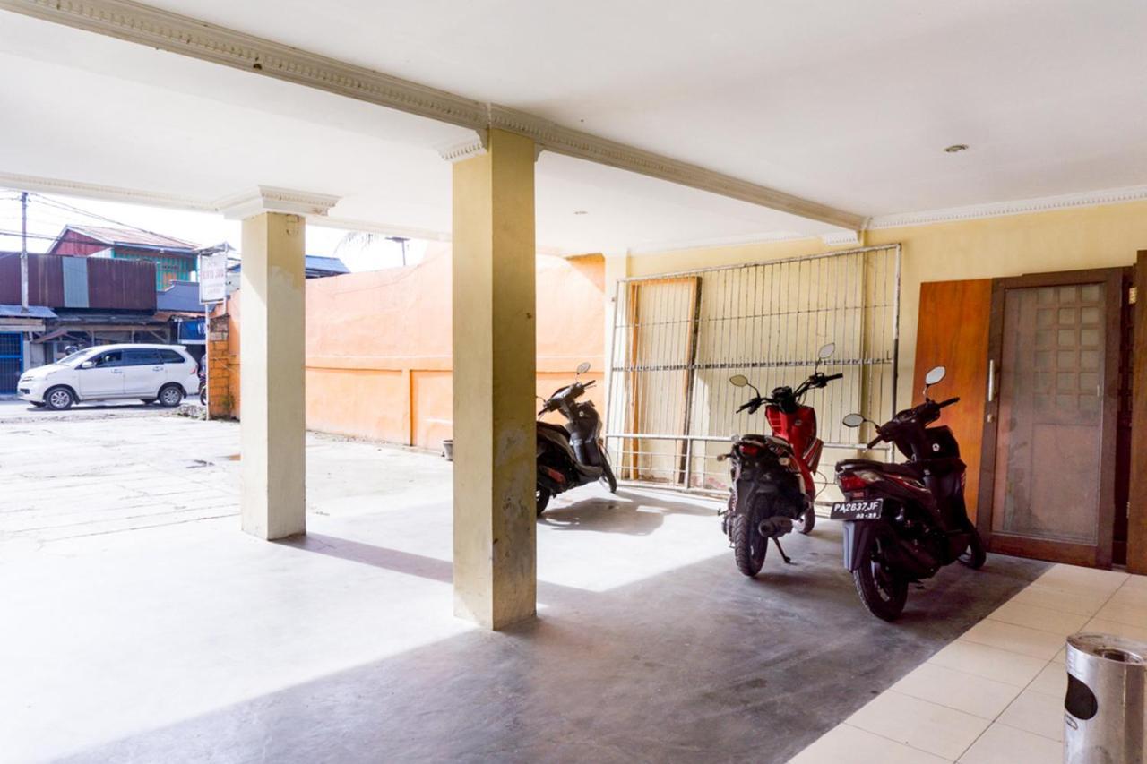 Reddoorz Near Sentani Airport Jayapura Hotel Exterior photo
